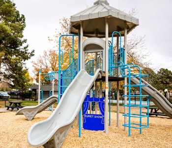 Rebuilding the Community Playground - 20161024_Superior_Recreational_Products_0135_WEB_41e27a0660d2c3c6b94aa2e3969a8f2b